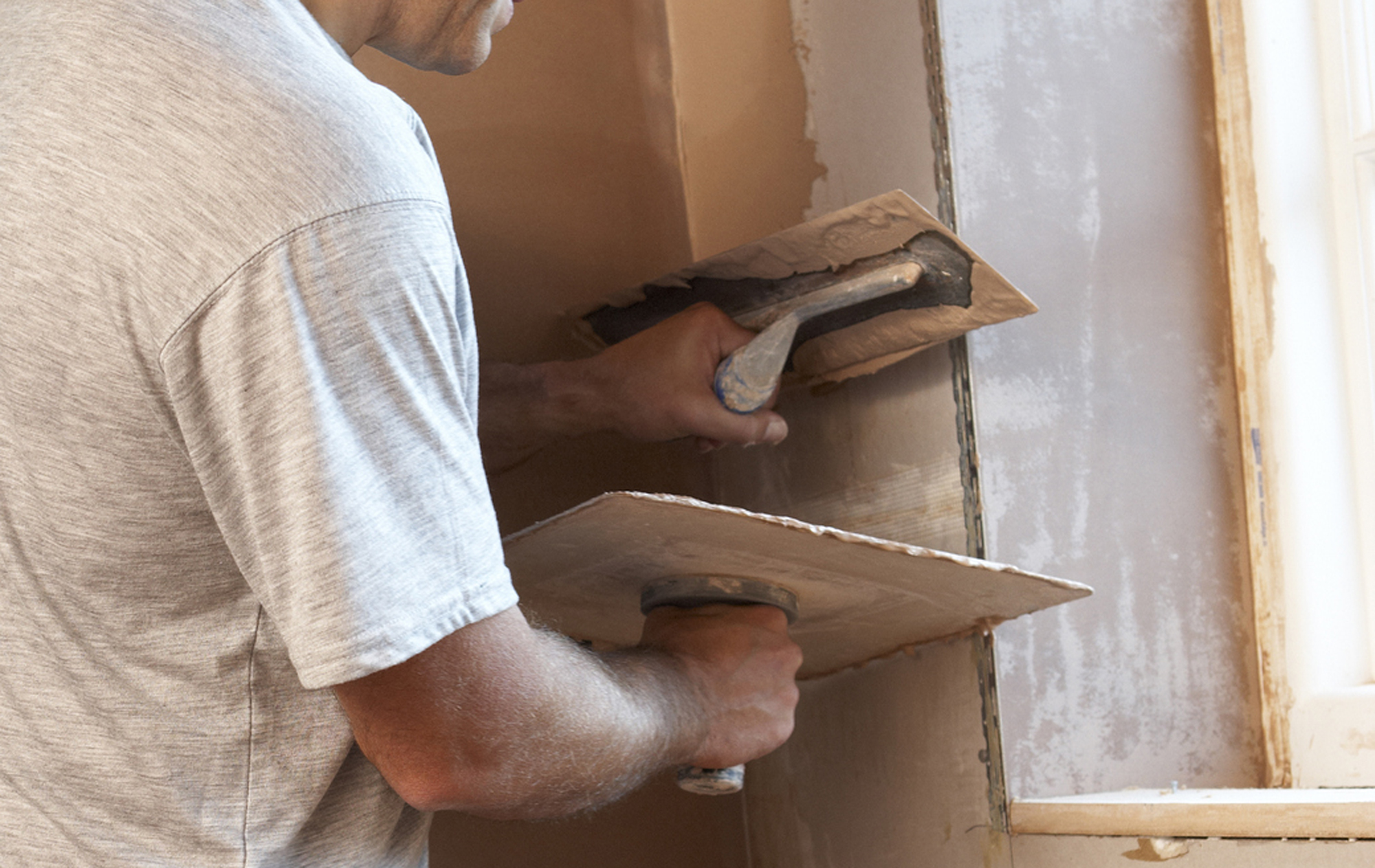 How Much Do Plaster Walls and Ceilings Cost?